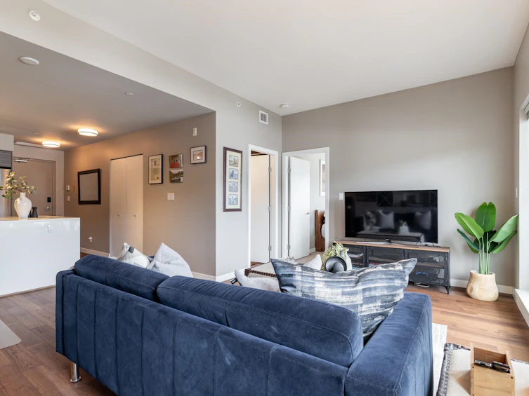 413-317 Bewicke Avenue, North Vancouver, BC, V7M 3E9 - 2