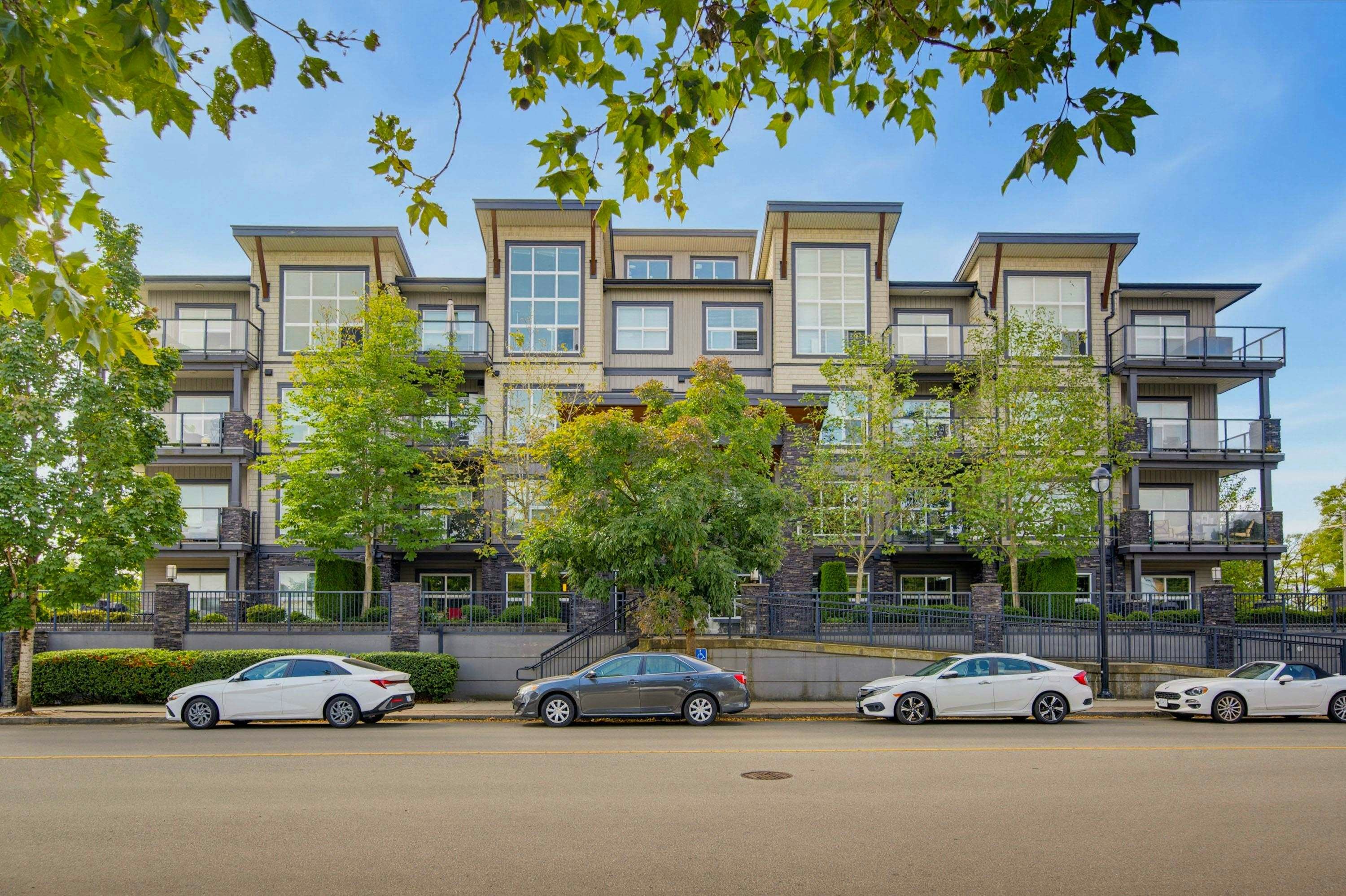 209-20630 Douglas Crescent, Langley, BC, V3A 4B8