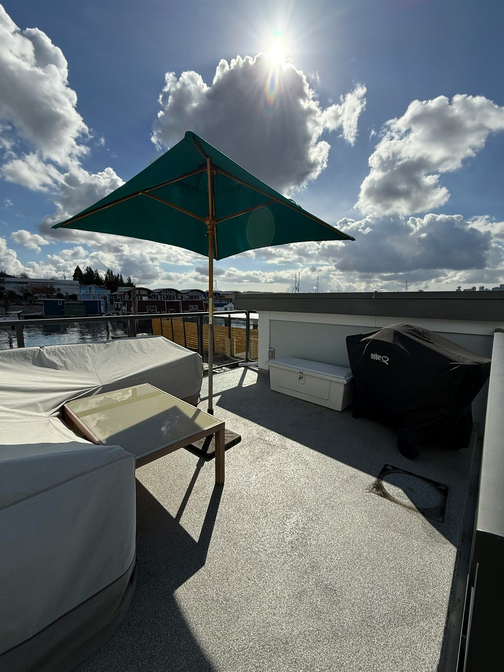 C02-415 W Esplanade, North Vancouver, BC, V7M 1A6