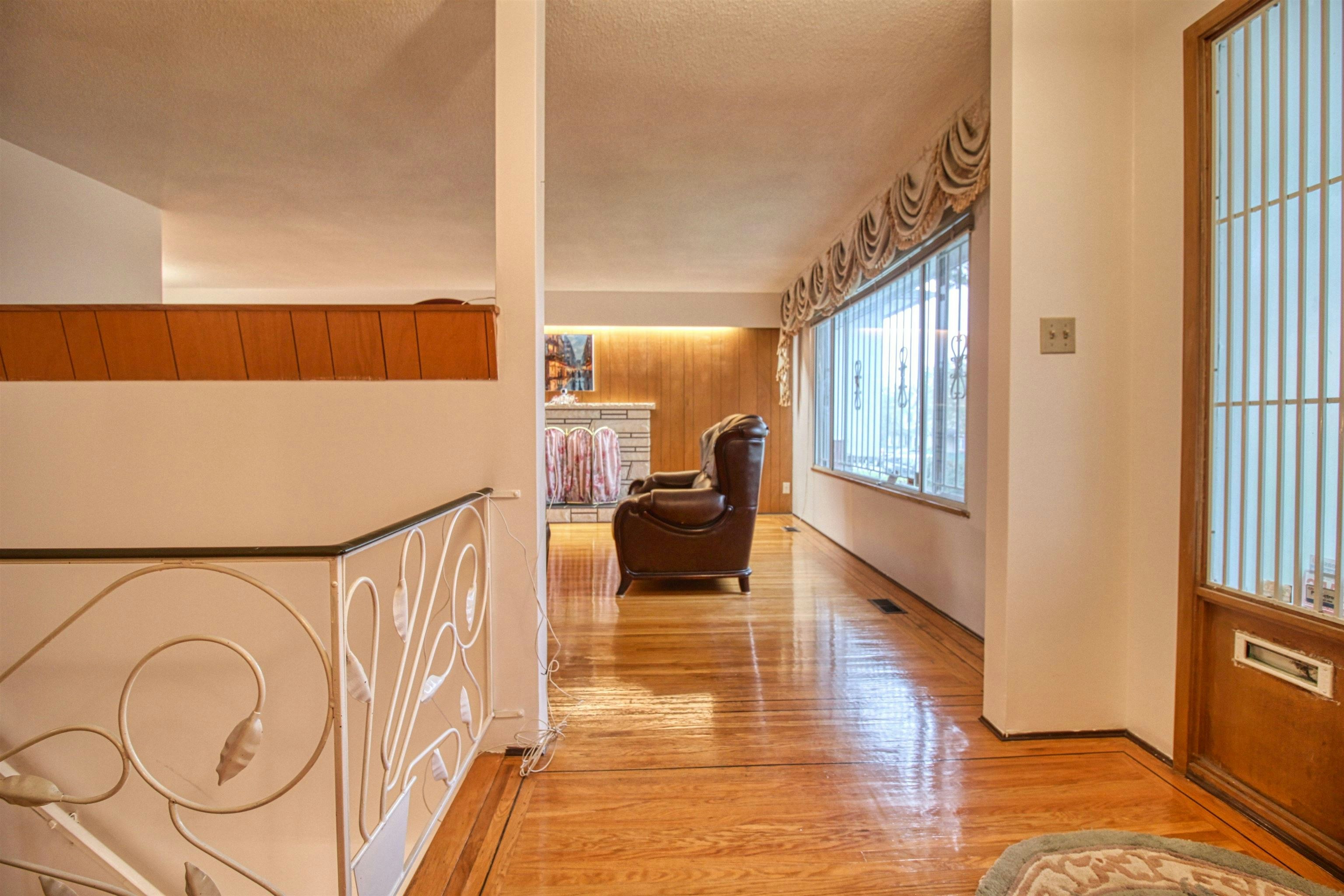 Top-904 E 52nd Avenue, Vancouver, BC, V5X 1H2 - 23
