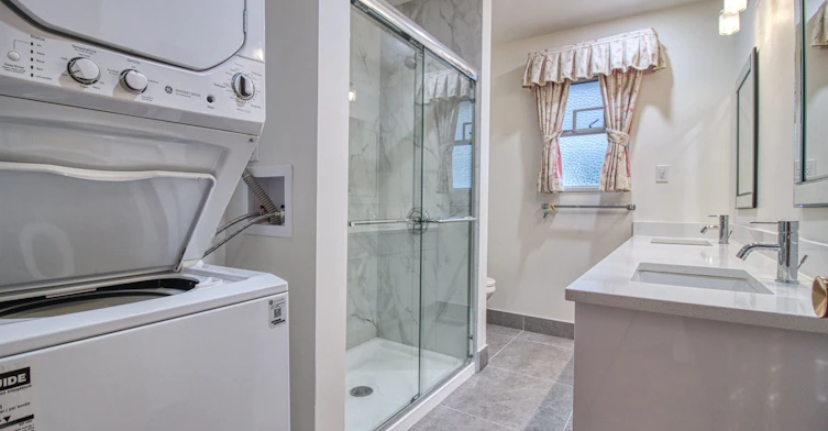 Top-904 E 52nd Avenue, Vancouver, BC, V5X 1H2 - 17