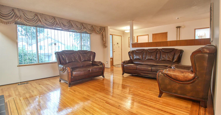 Top-904 E 52nd Avenue, Vancouver, BC, V5X 1H2 - 3