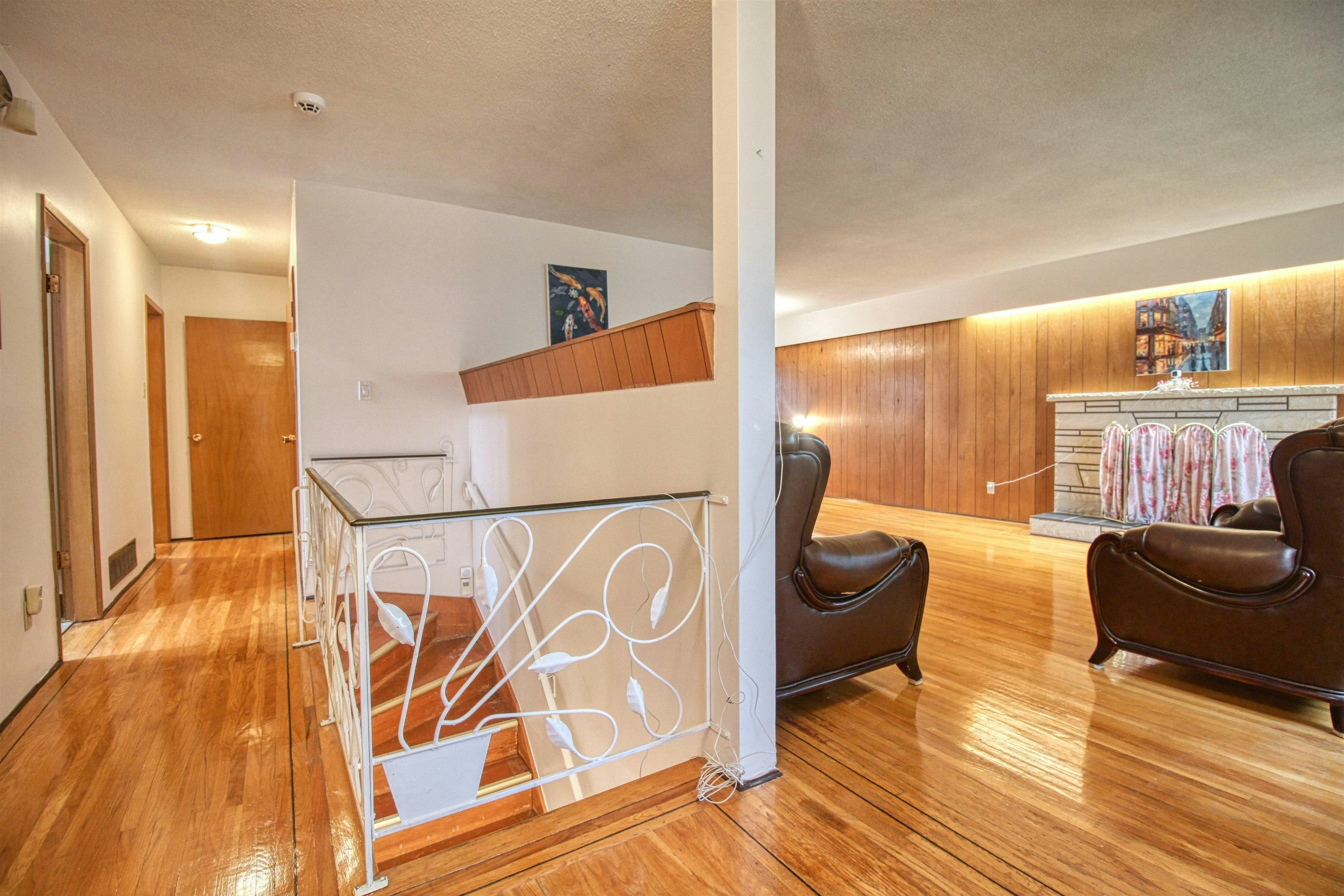 Top-904 E 52nd Avenue, Vancouver, BC, V5X 1H2 - 24