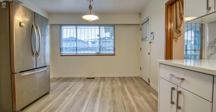 Top-904 E 52nd Avenue, Vancouver, BC, V5X 1H2 - 10