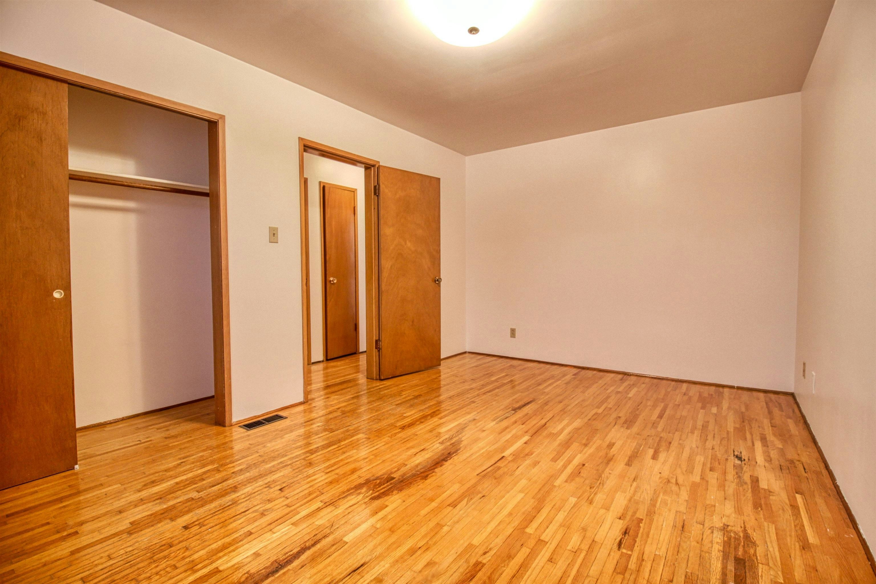 Top-904 E 52nd Avenue, Vancouver, BC, V5X 1H2 - 14