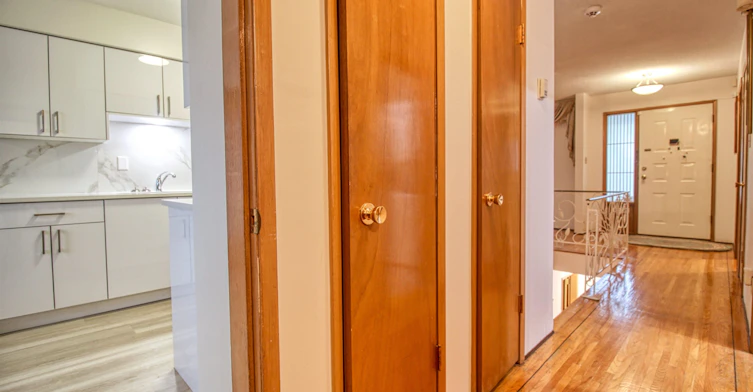Top-904 E 52nd Avenue, Vancouver, BC, V5X 1H2 - 15