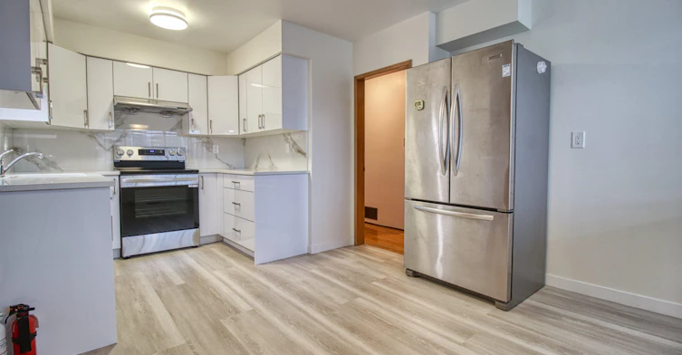 Top-904 E 52nd Avenue, Vancouver, BC, V5X 1H2 - 6