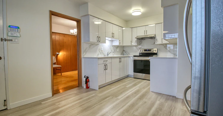 Top-904 E 52nd Avenue, Vancouver, BC, V5X 1H2 - 8