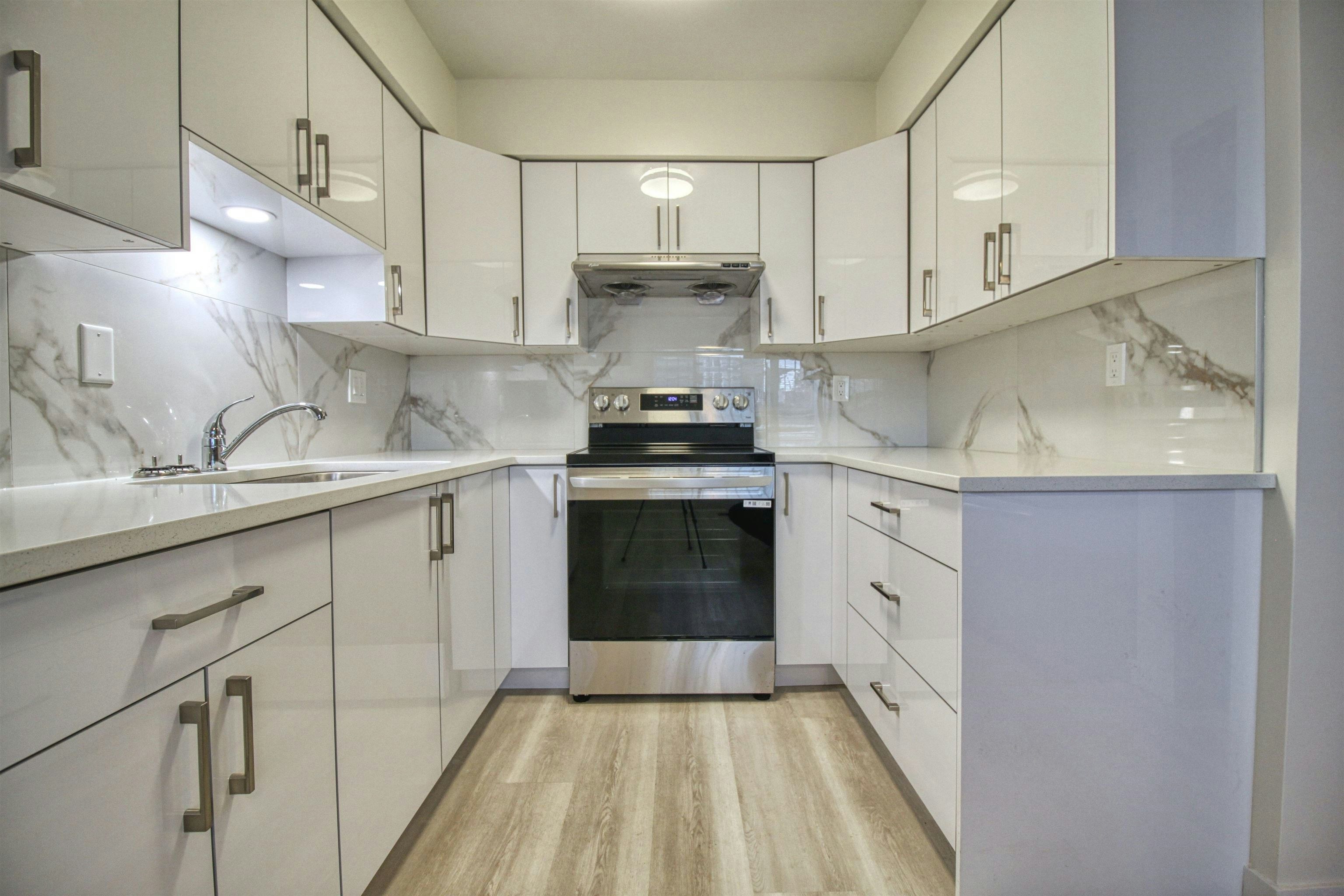 Top-904 E 52nd Avenue, Vancouver, BC, V5X 1H2 - 7