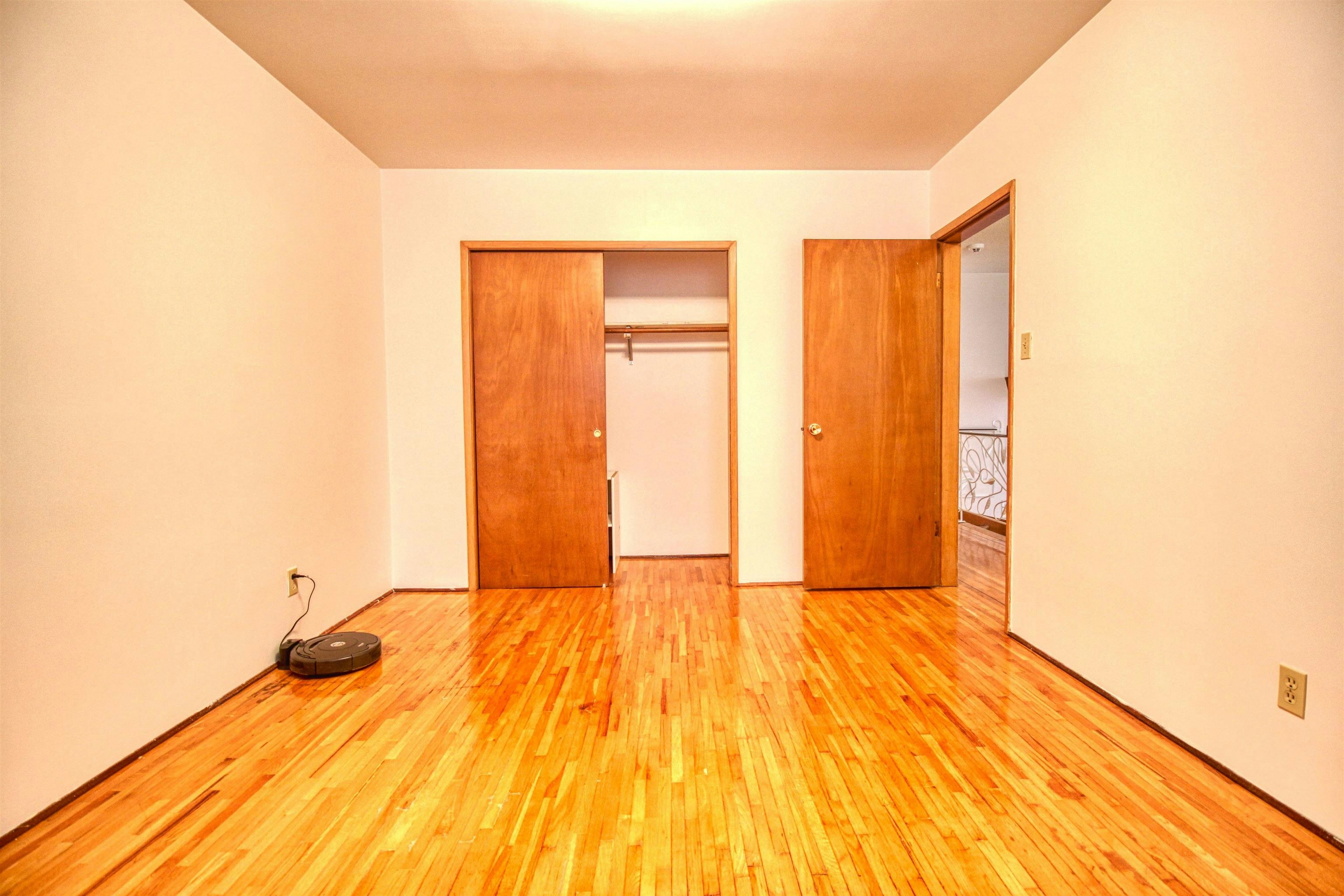 Top-904 E 52nd Avenue, Vancouver, BC, V5X 1H2 - 21