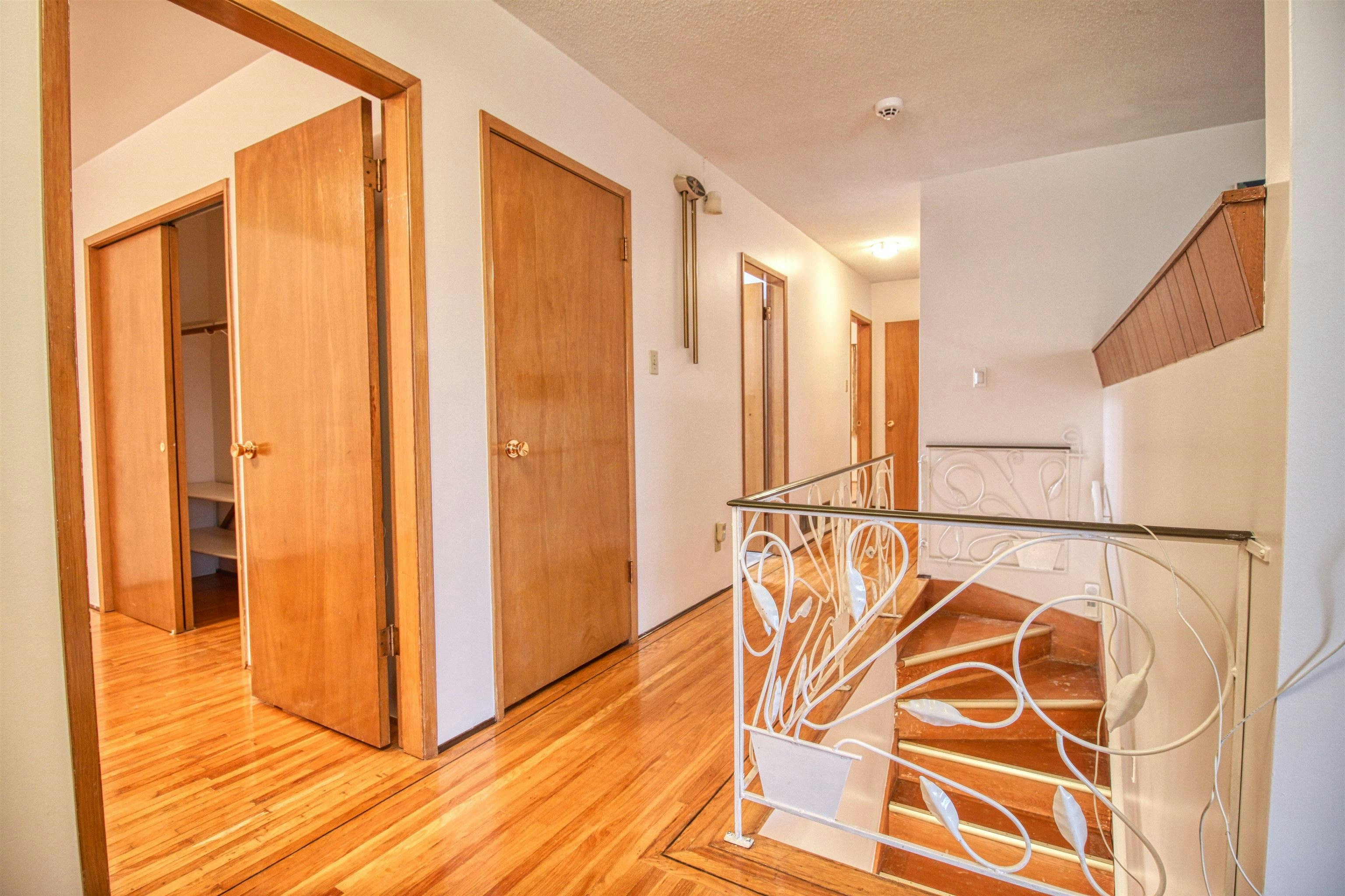 Top-904 E 52nd Avenue, Vancouver, BC, V5X 1H2 - 25