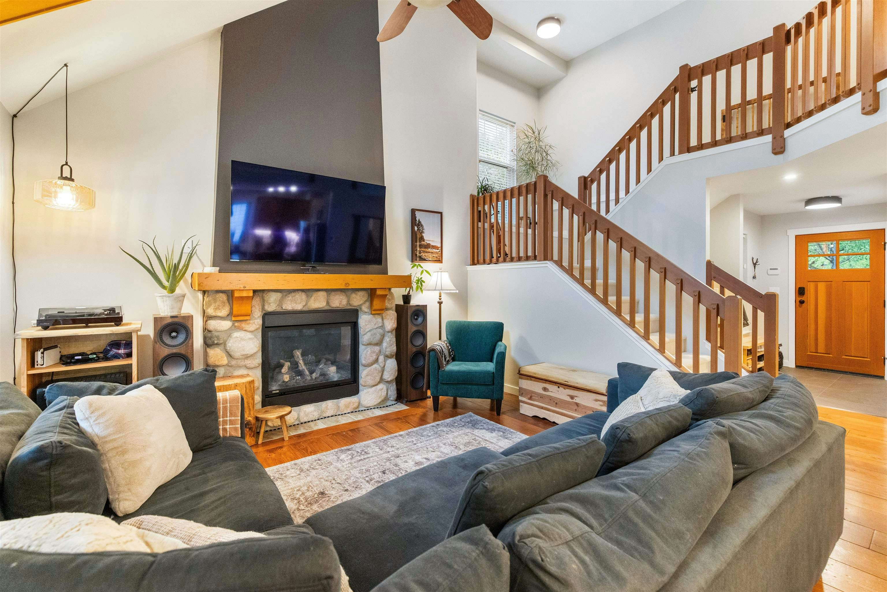 1832 Huckleberry Bend, Cultus Lake, BC, V2R 0E1 - 9