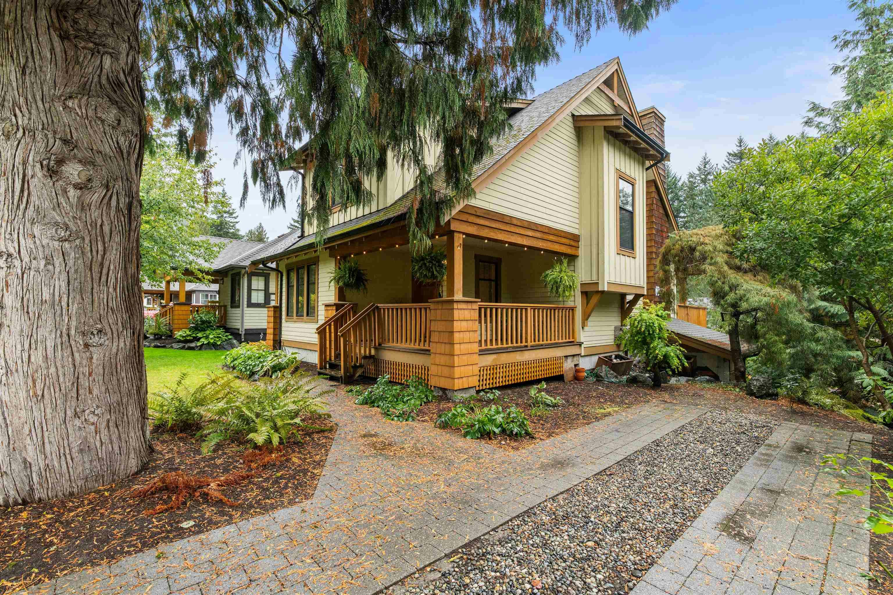 1832 Huckleberry Bend, Cultus Lake, BC, V2R 0E1 - 2