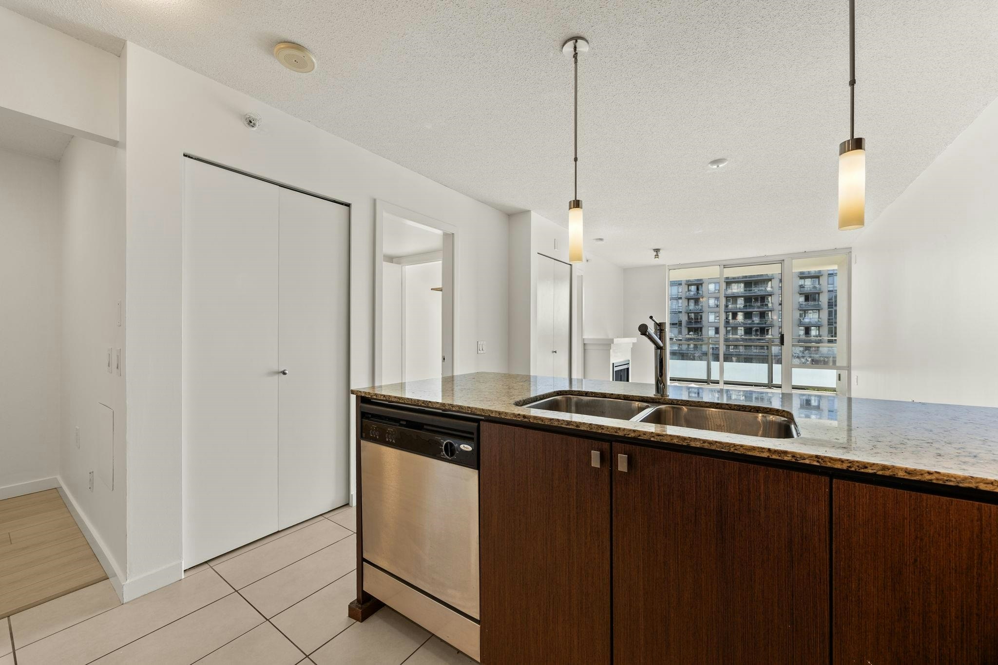 601-9868 Cameron Street, Burnaby, BC, V3J 0A5 - 7