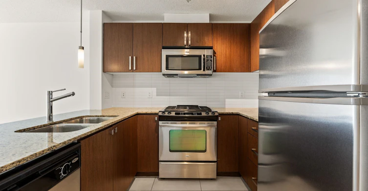601-9868 Cameron Street, Burnaby, BC, V3J 0A5 - 5