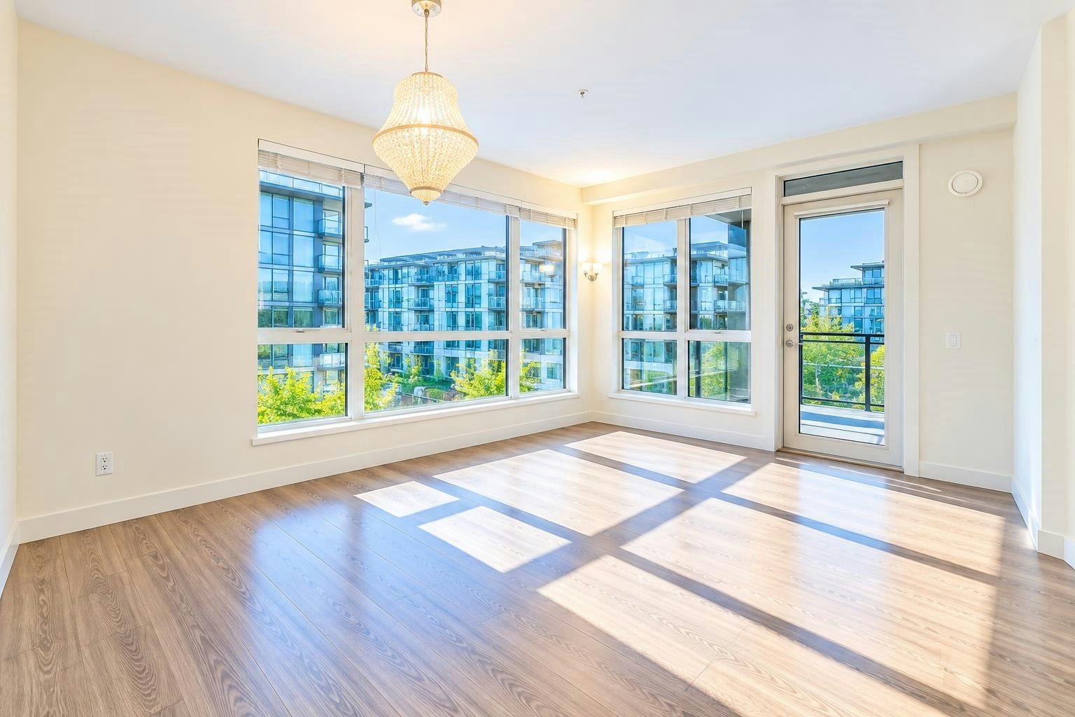 315-5981 Gray Avenue, Vancouver, BC, V6S 0G1