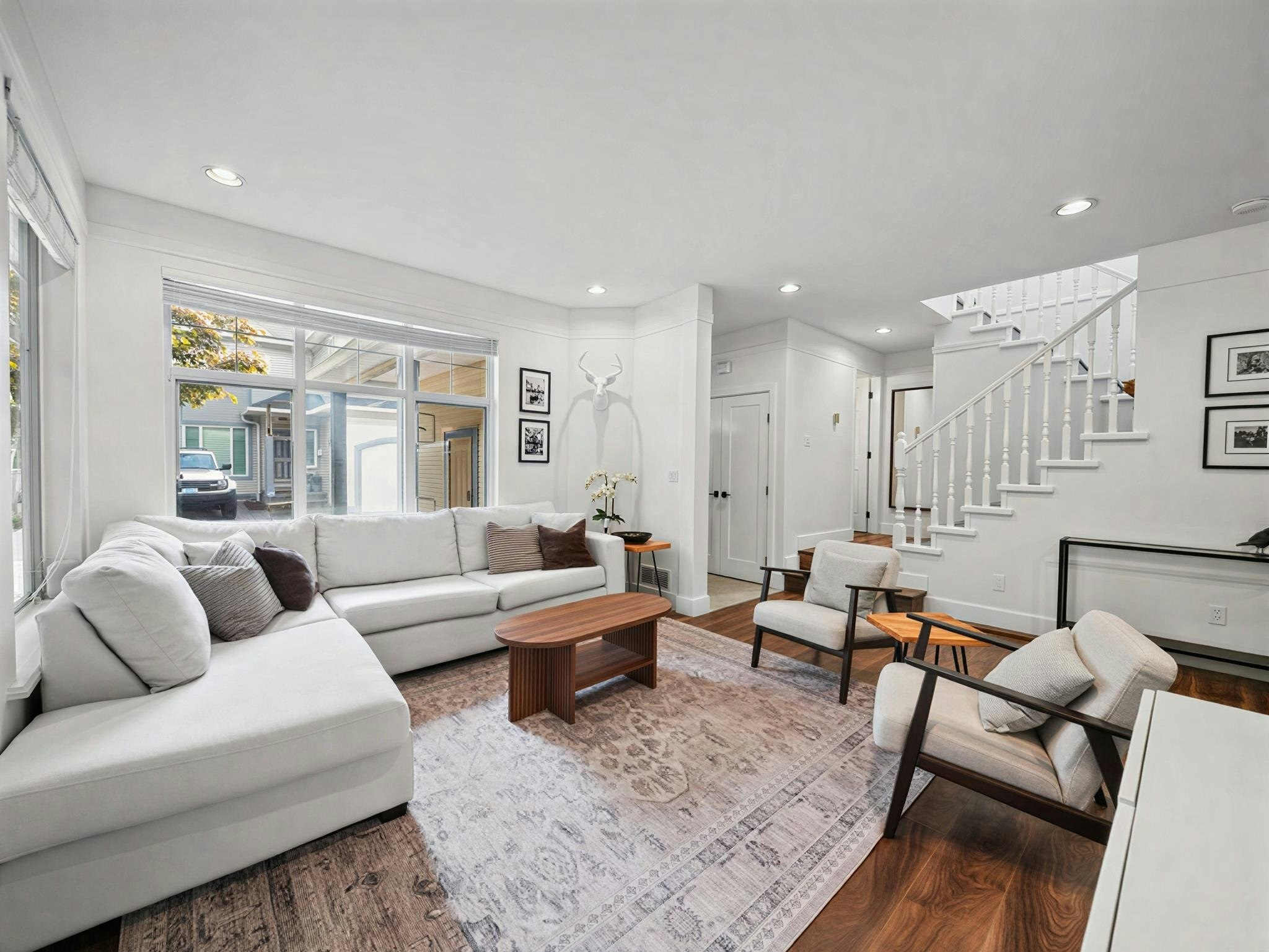 4-2123 Clarke Street - 5