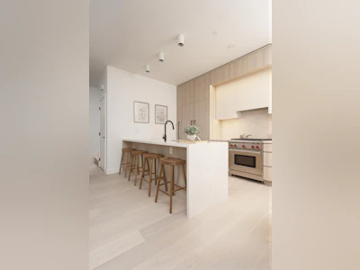 2-2755 W 11th Avenue - 5