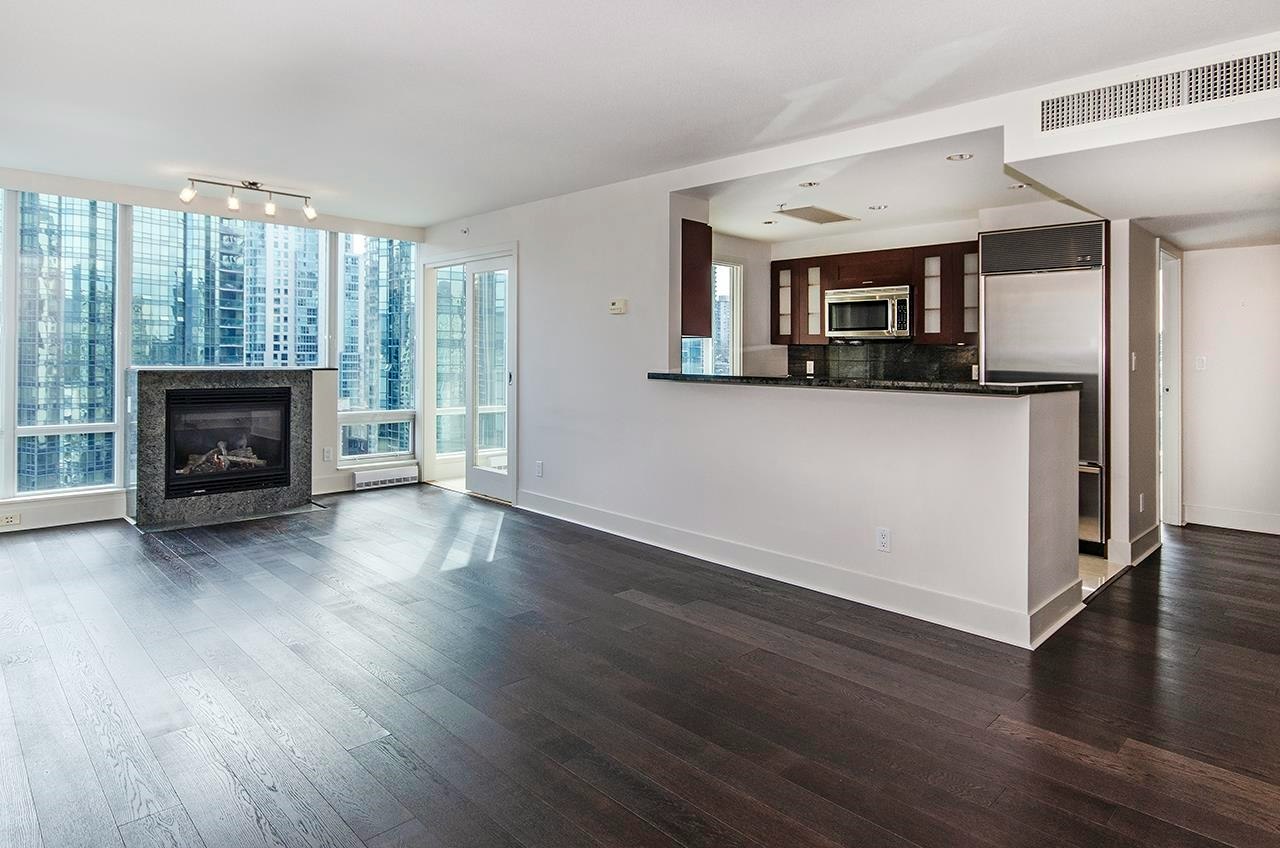 1703-499 Broughton Street, Vancouver, BC, V6G 3K1 - 2