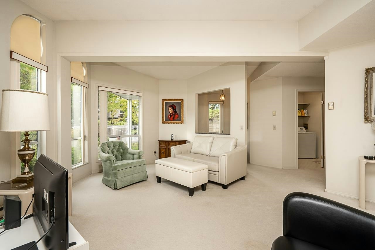 1-2345 Cranley Drive, Surrey, BC, V4A 9G5 - 11