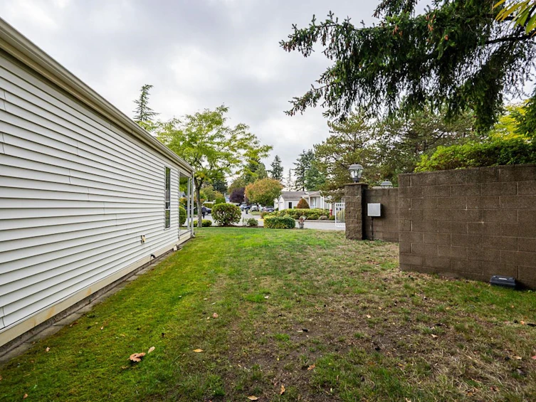 1-2345 Cranley Drive, Surrey, BC, V4A 9G5 - 5
