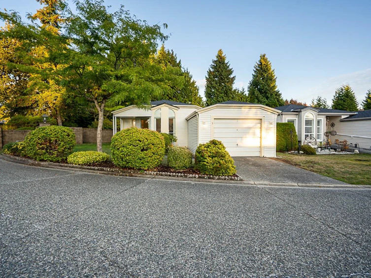 1-2345 Cranley Drive, Surrey, BC, V4A 9G5 - 2