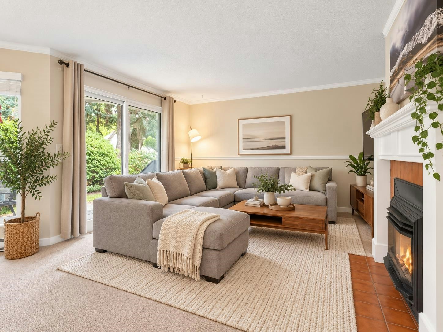 8-14834 100 Avenue, Surrey, BC, V3R 9A5