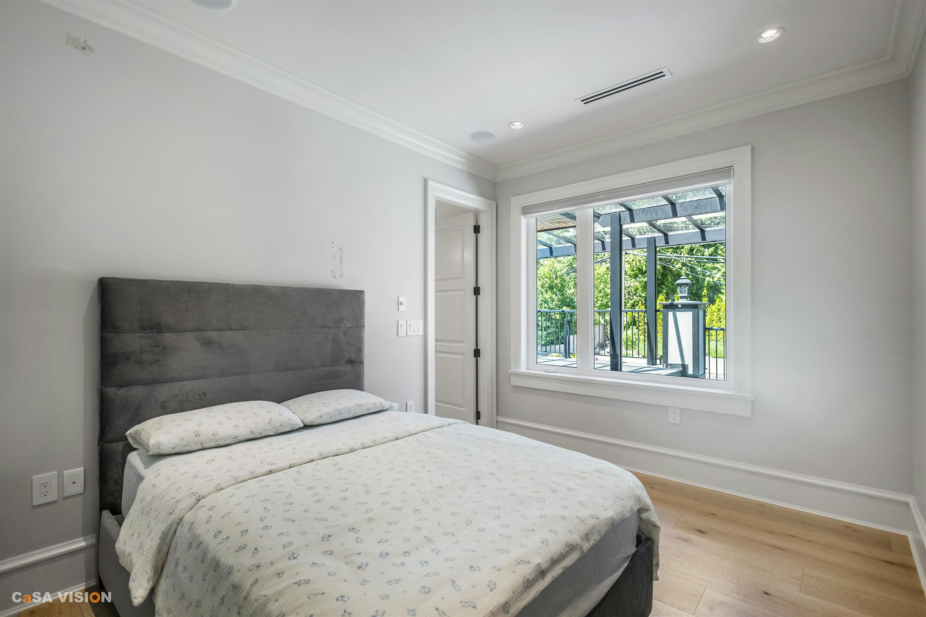 991 Cross Creek Rd, West Vancouver, BC, V7S 2S6 - 35