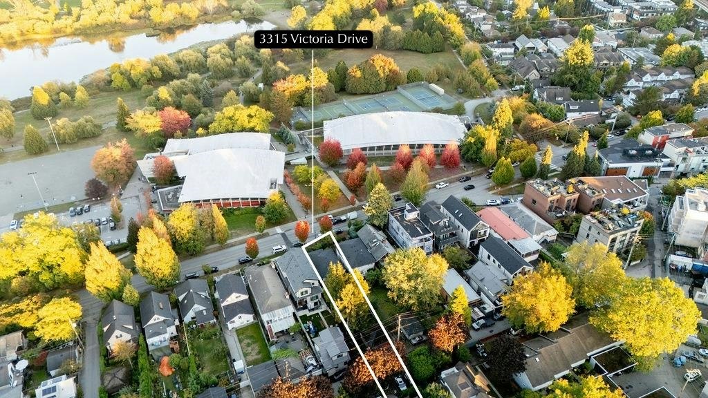 3315 Victoria Drive - 2