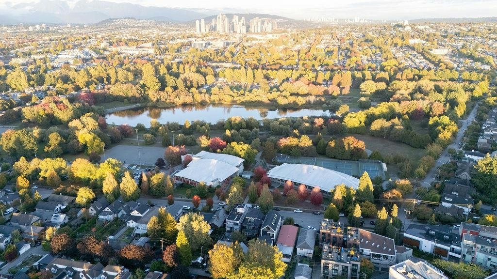 3315 Victoria Drive, Vancouver, BC, V5N 4M3 - 12