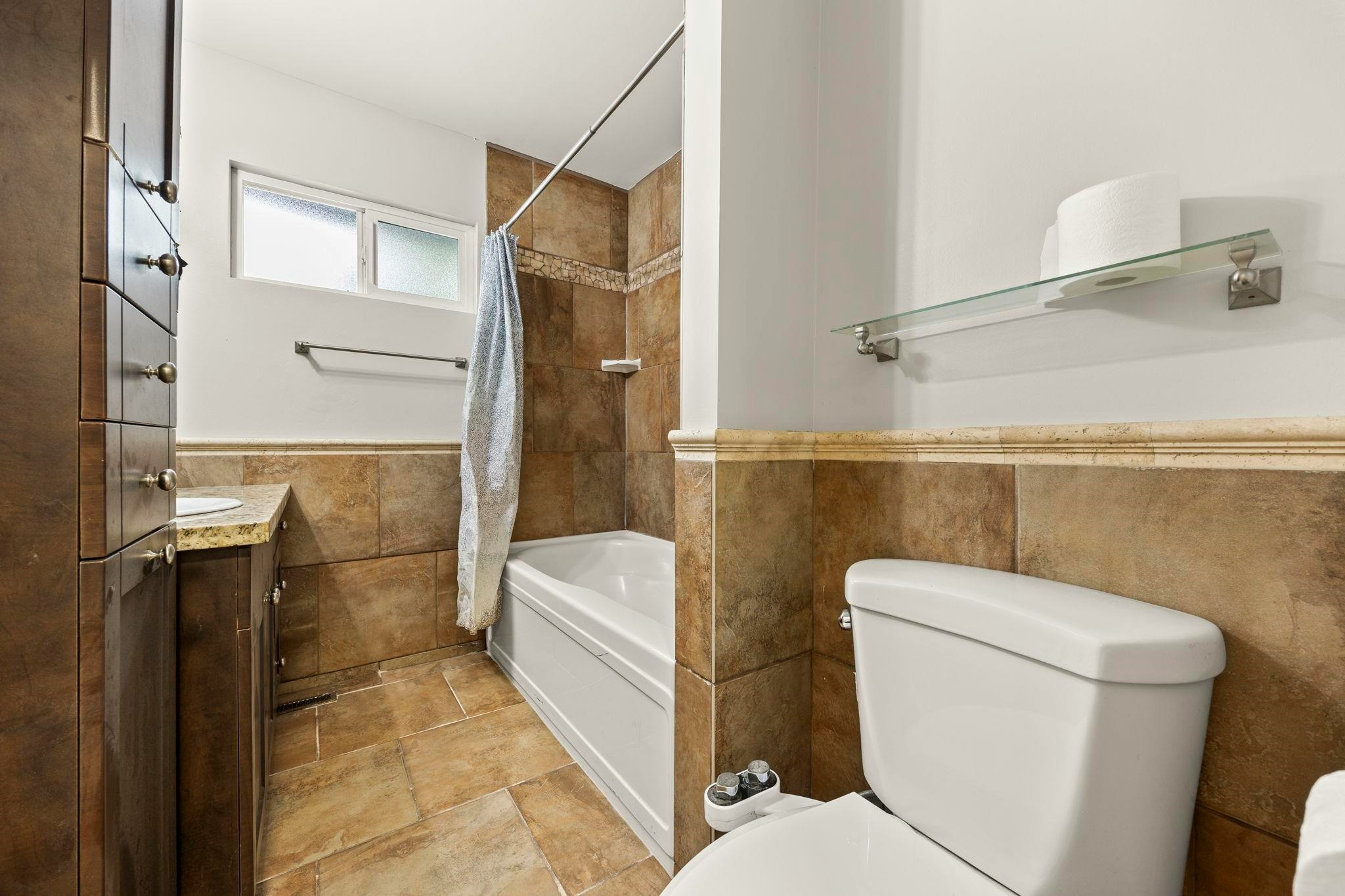 8495 164 Street, Surrey, BC, V4N 1E1 - 12