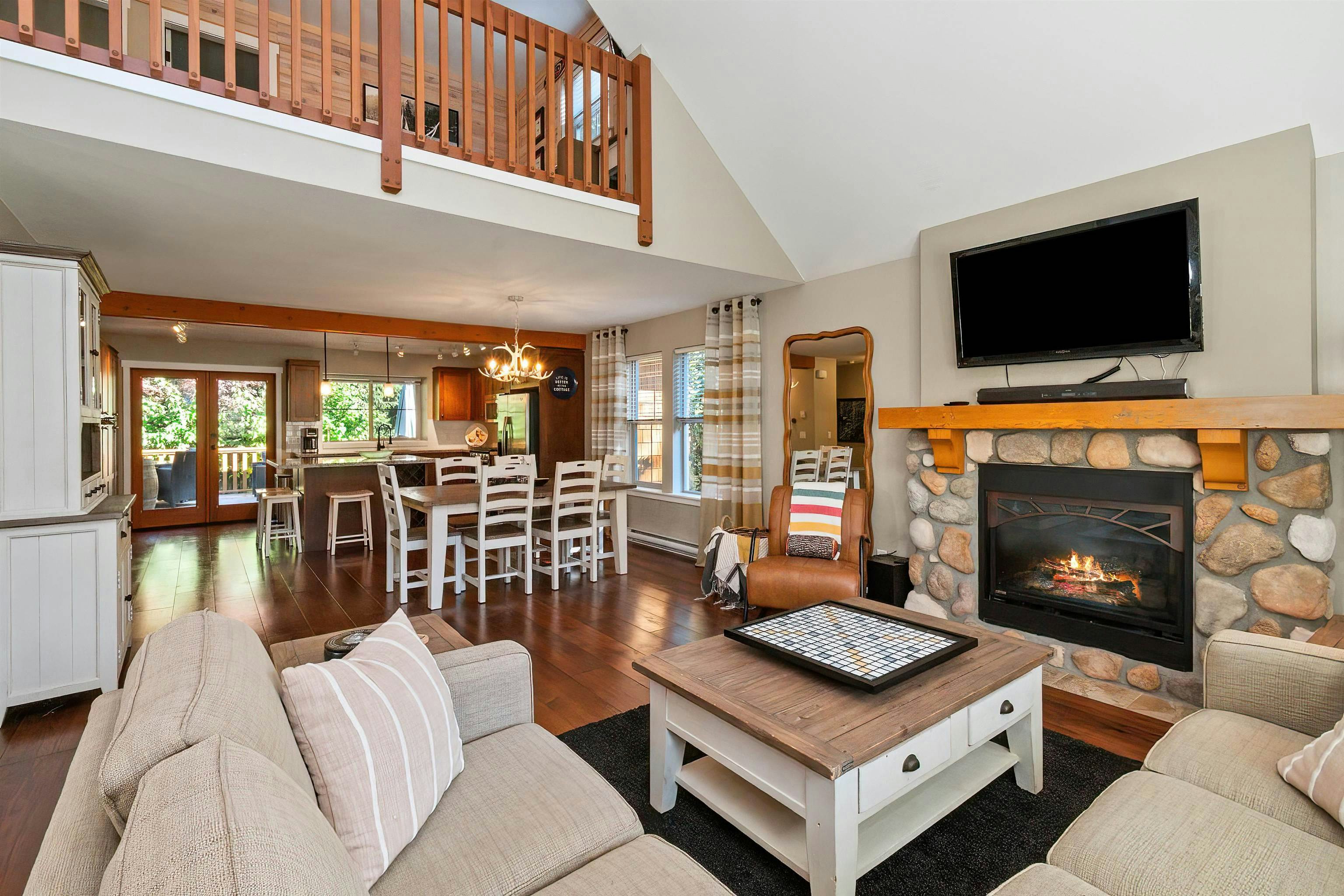 1852 Ravenwood Trail, Cultus Lake, BC, V2R 0E1 - 8