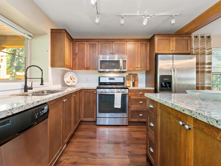 1852 Ravenwood Trail, Cultus Lake, BC, V2R 0E1 - 14