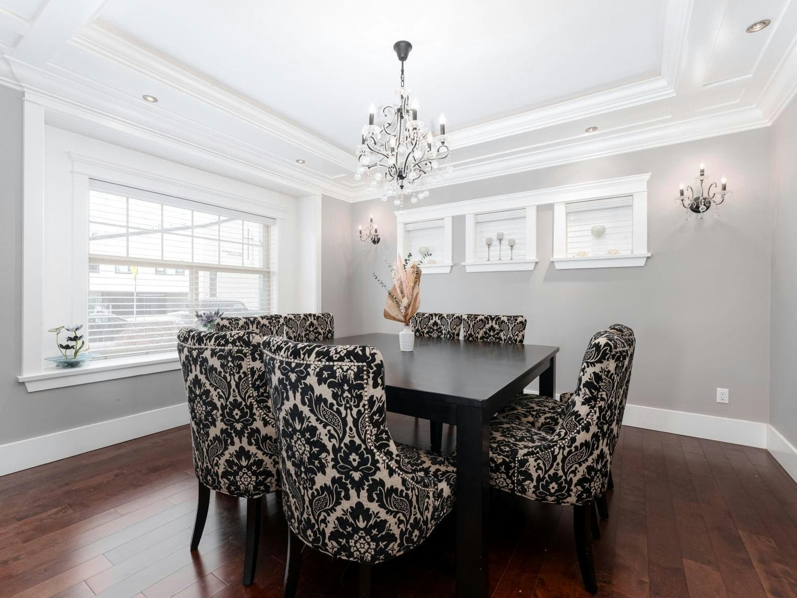 8588 Armstrong Avenue, Burnaby, BC, V3N 2H5 - 6