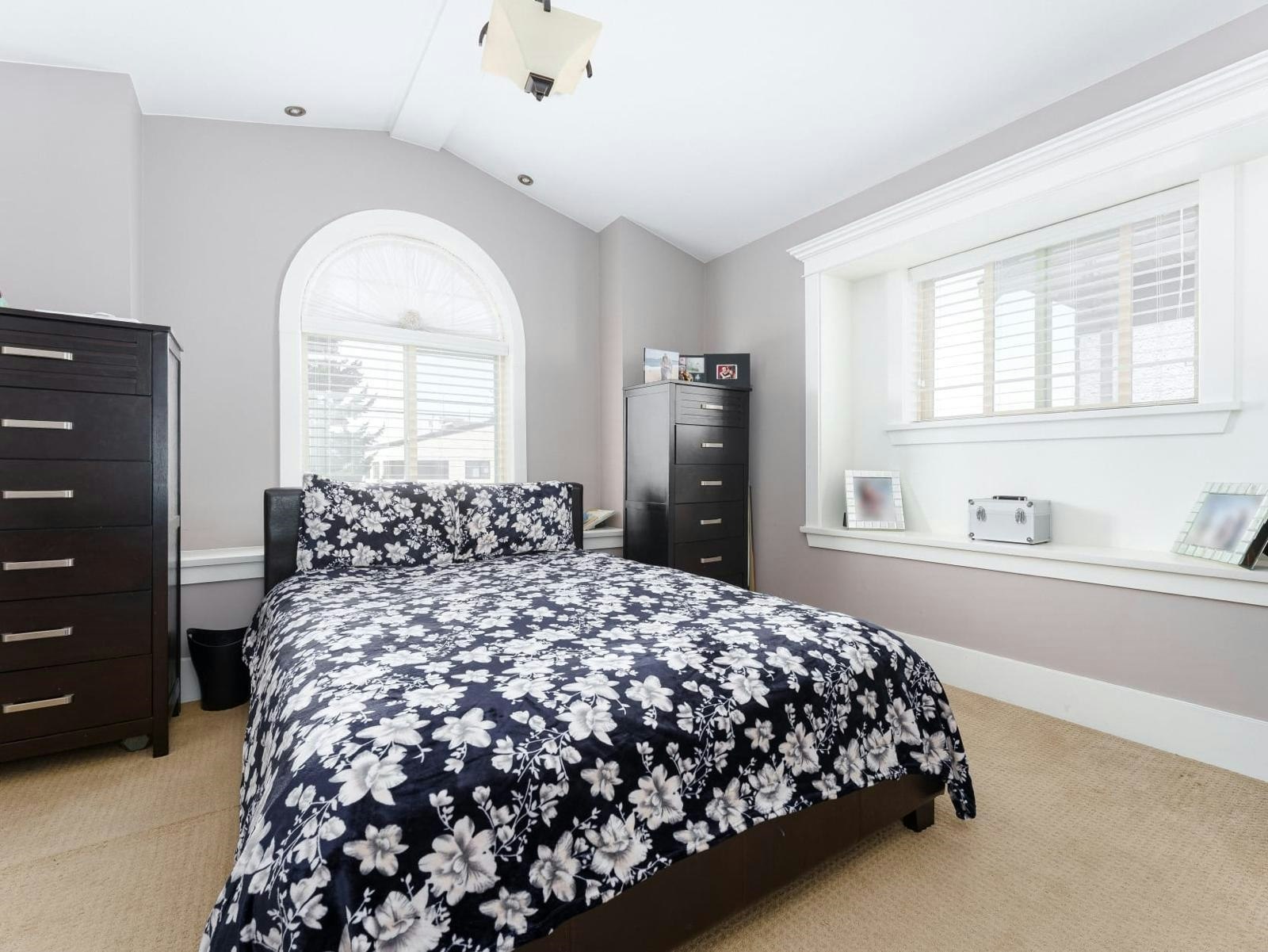 8588 Armstrong Avenue, Burnaby, BC, V3N 2H5 - 19