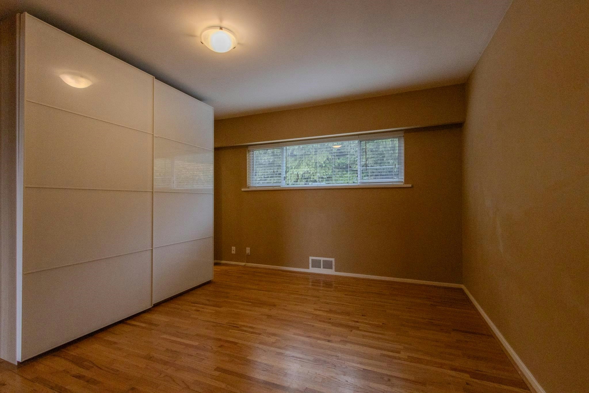 4128 Canterbury Crescent, North Vancouver, BC, V7R 3N5 - 18
