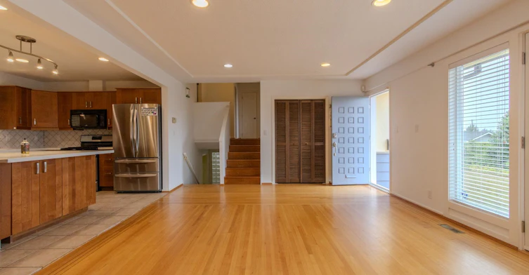 4128 Canterbury Crescent, North Vancouver, BC, V7R 3N5 - 15