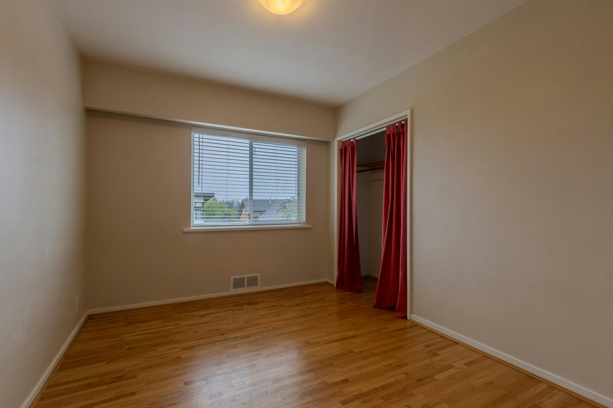4128 Canterbury Crescent, North Vancouver, BC, V7R 3N5 - 19