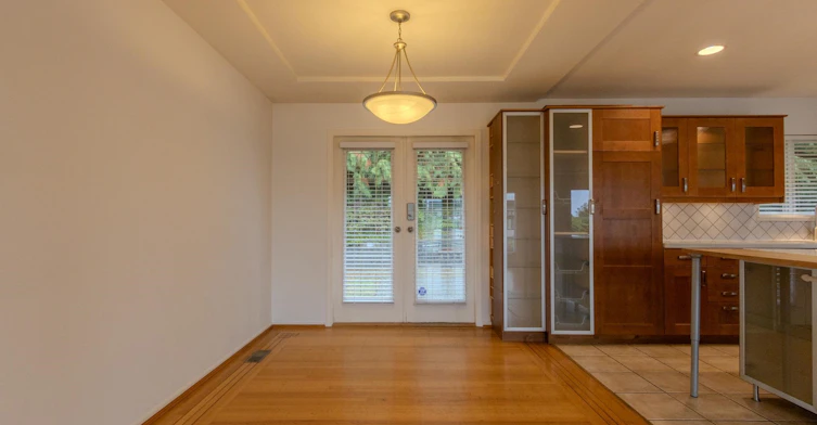 4128 Canterbury Crescent, North Vancouver, BC, V7R 3N5 - 9