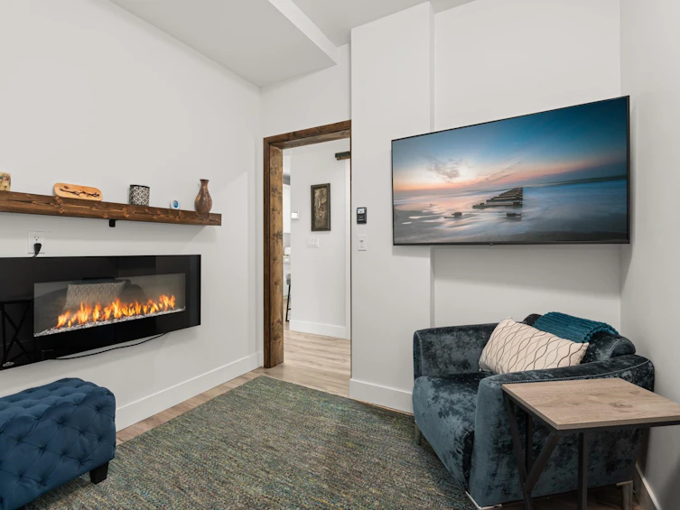 39-750 Hot Springs Road, Harrison Hot Springs, BC, V0M 1K0 - 2
