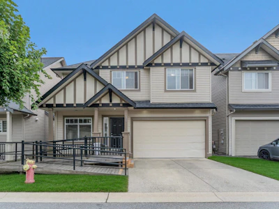 35-6195 168 Street - 2