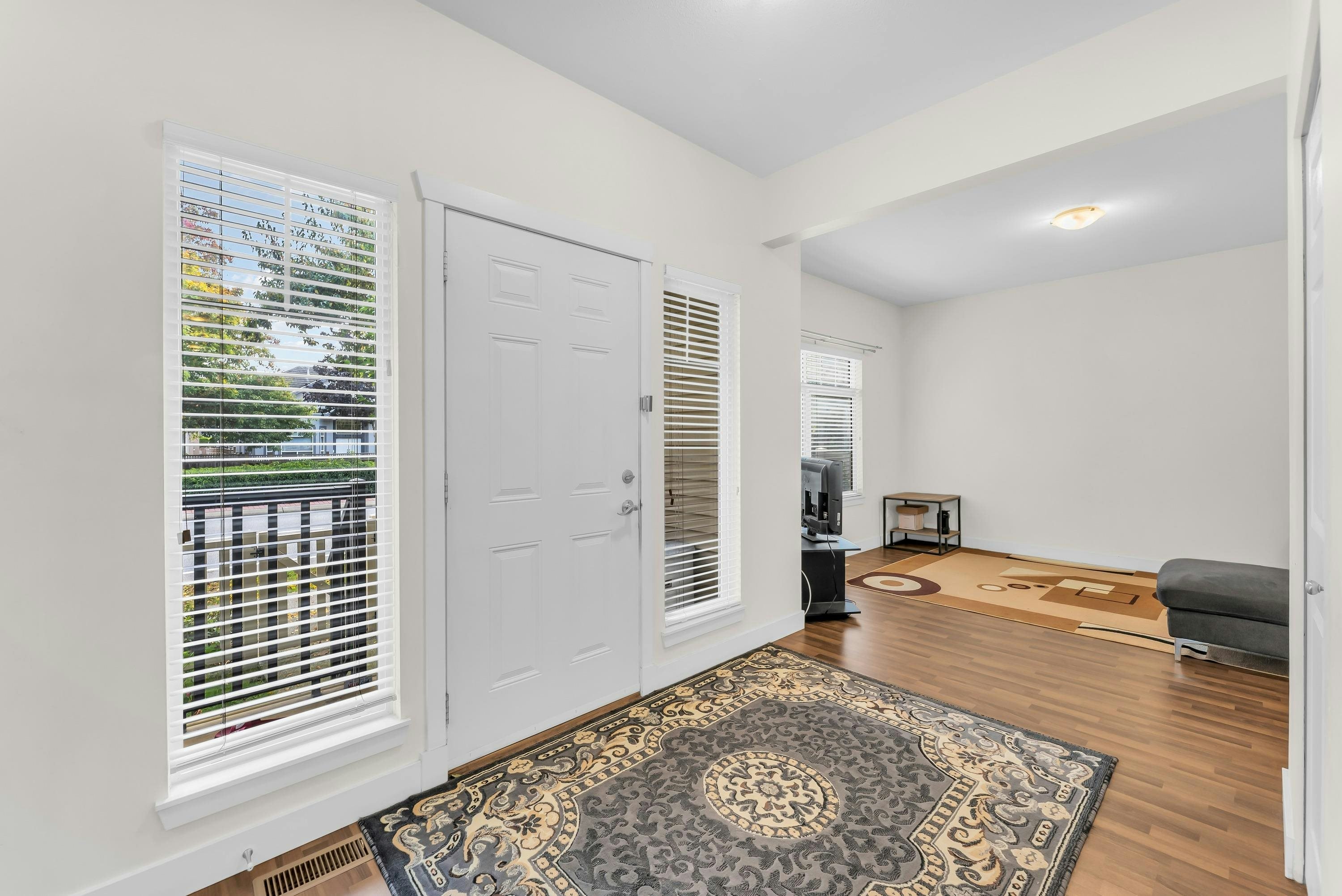35-6195 168 Street - 3