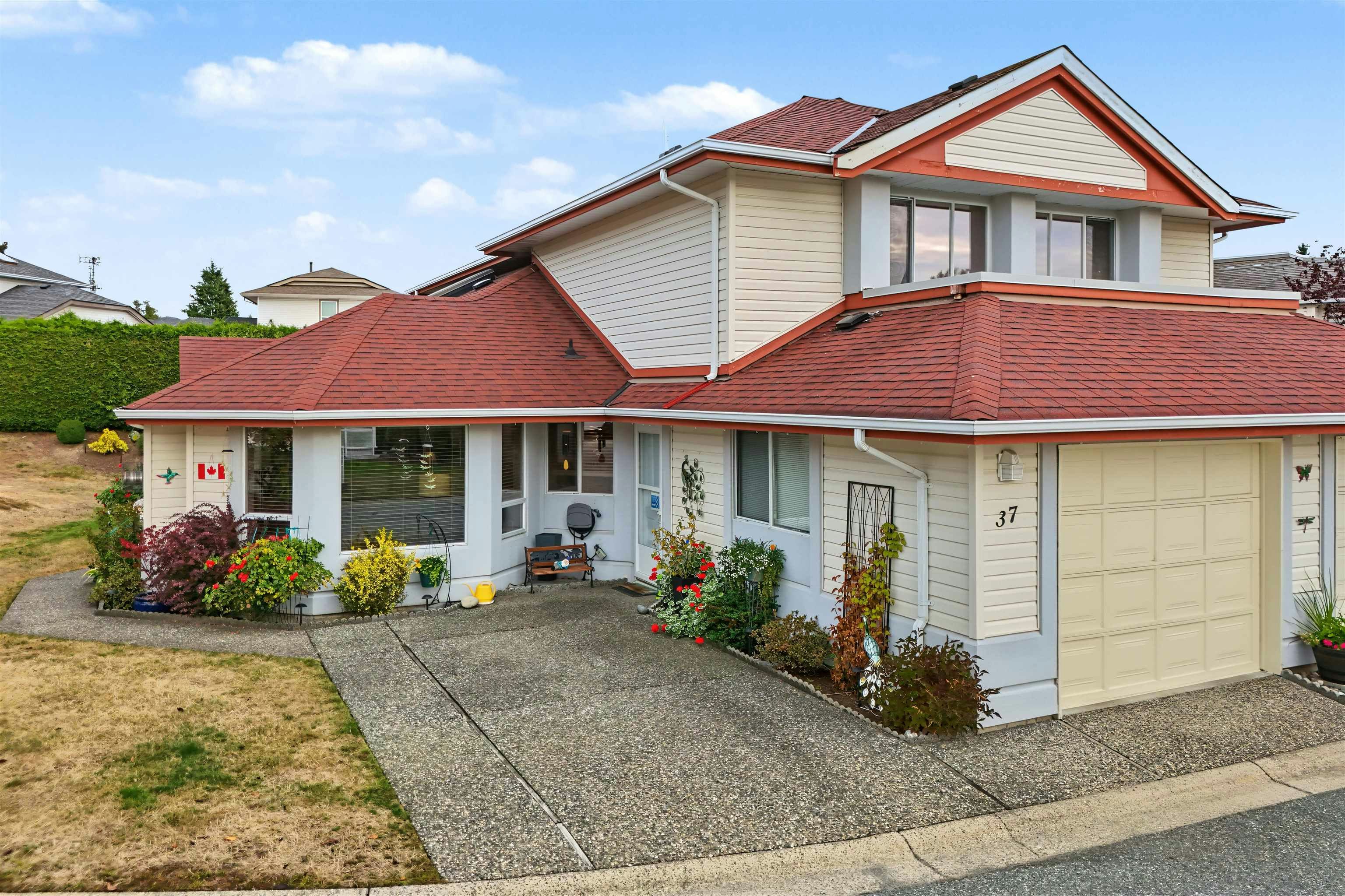 37-31406 Upper Maclure Road, Abbotsford, BC, V2T 5L8