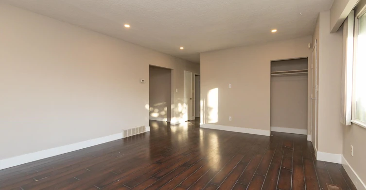 11875 82 Avenue, Delta, BC, V4C 2C6 - 4