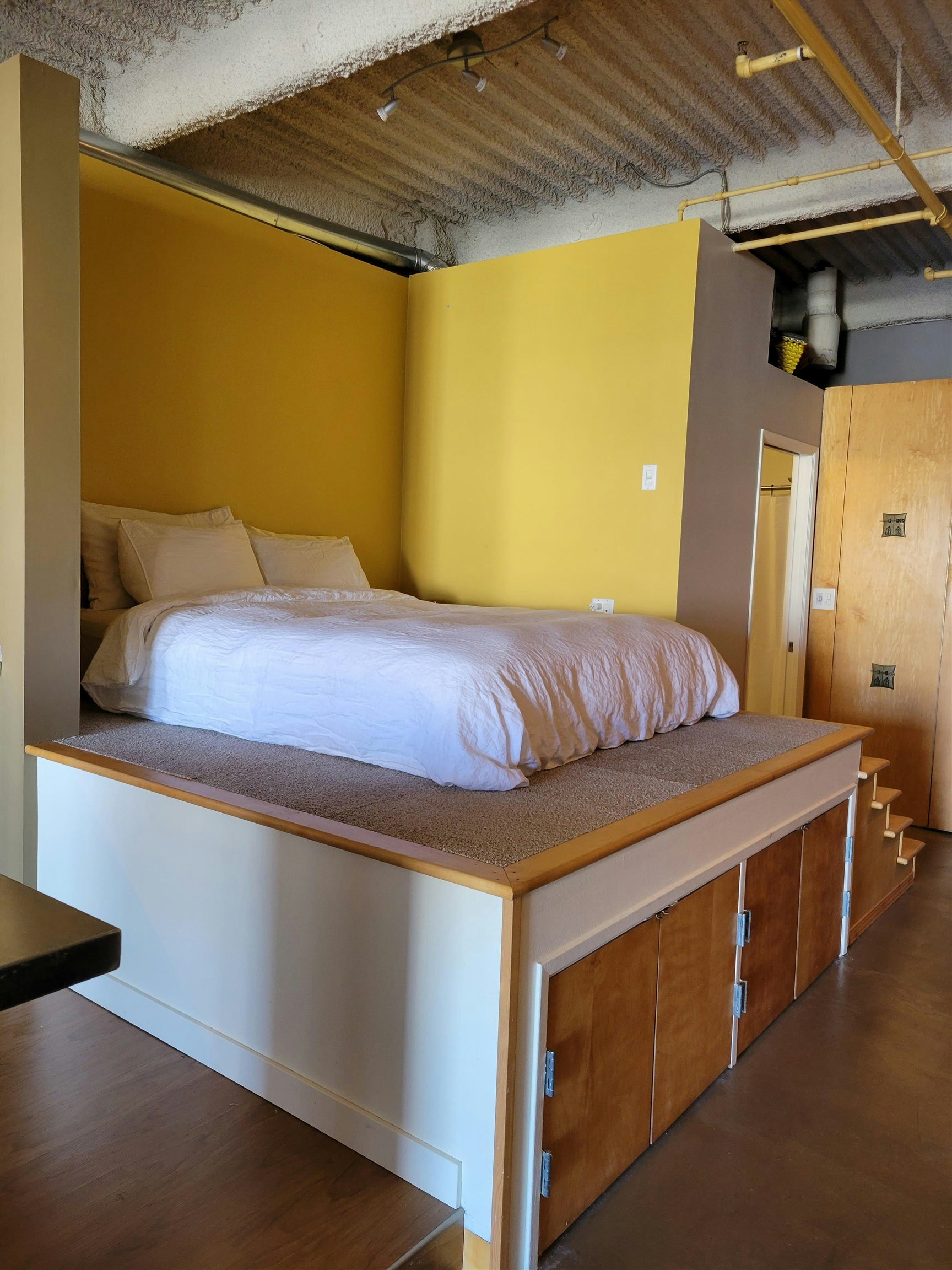 217-237 E 4th Avenue, Vancouver, BC, V5T 4R4 - 4