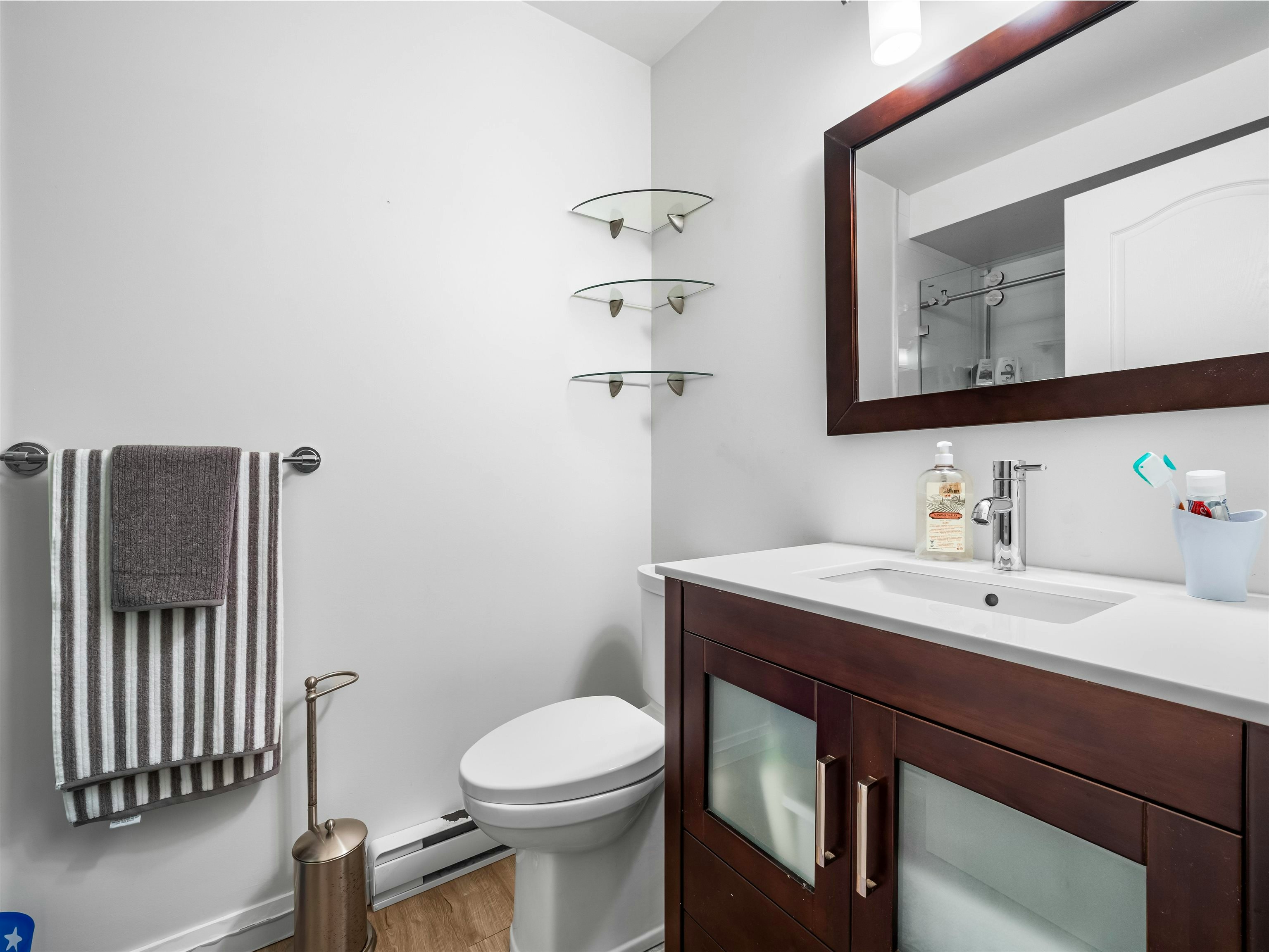 4047 Woodbury Avenue, North Vancouver, BC, V7N 3N4 - 27