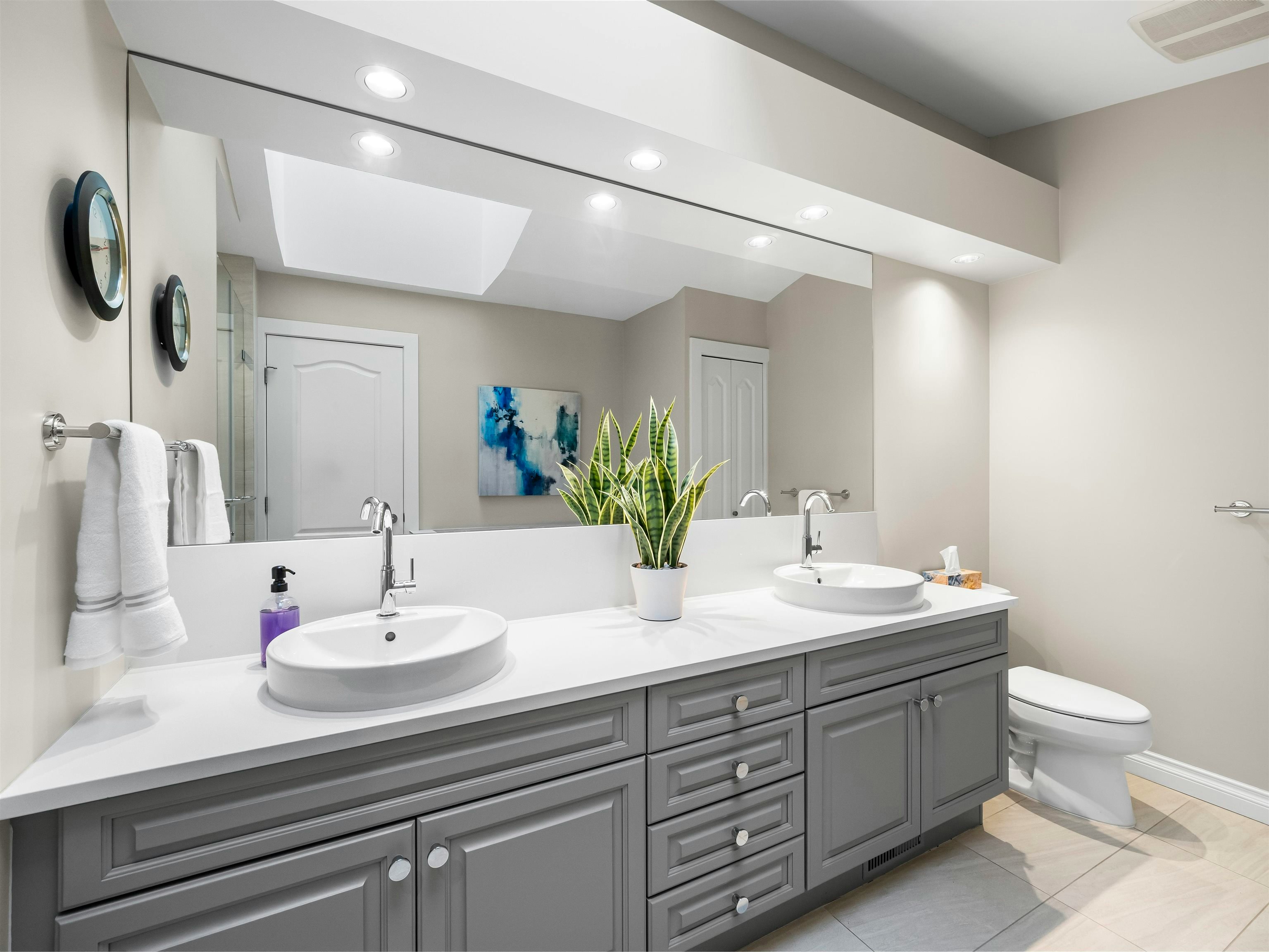 4047 Woodbury Avenue, North Vancouver, BC, V7N 3N4 - 22