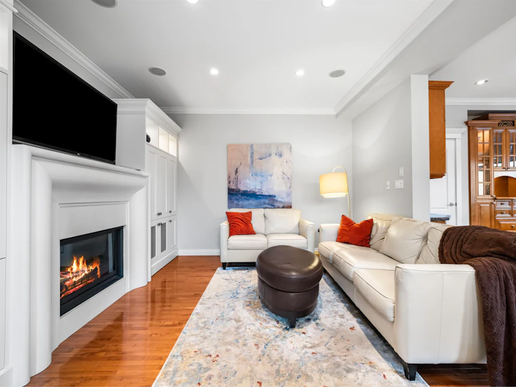 4047 Woodbury Avenue, North Vancouver, BC, V7N 3N4 - 10