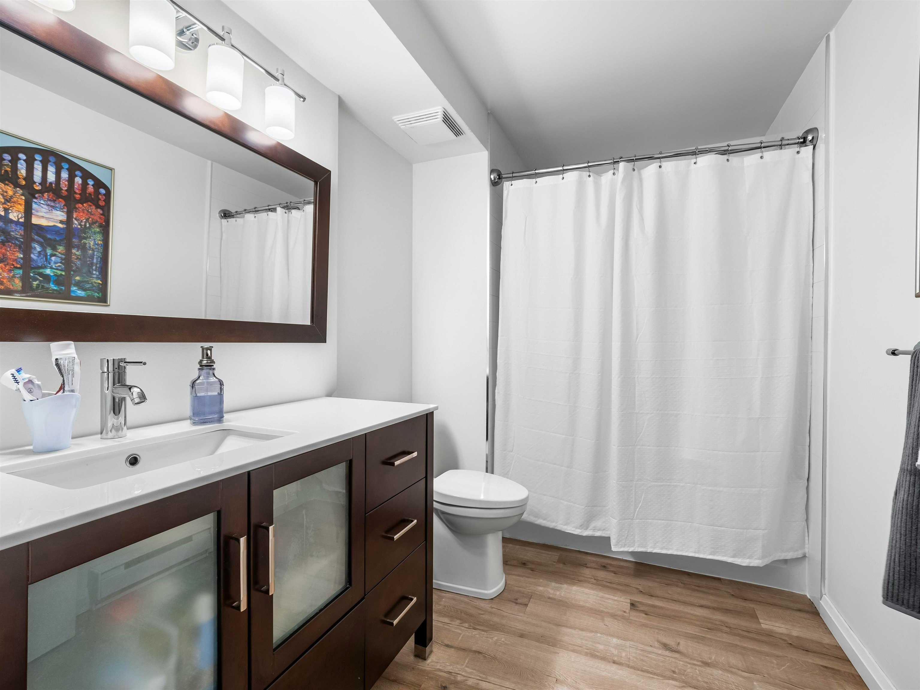 4047 Woodbury Avenue, North Vancouver, BC, V7N 3N4 - 31