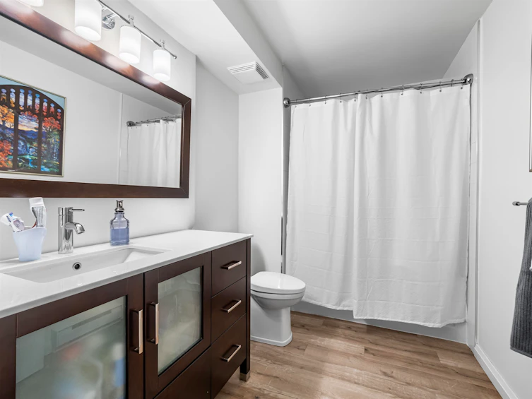 4047 Woodbury Avenue, North Vancouver, BC, V7N 3N4 - 31